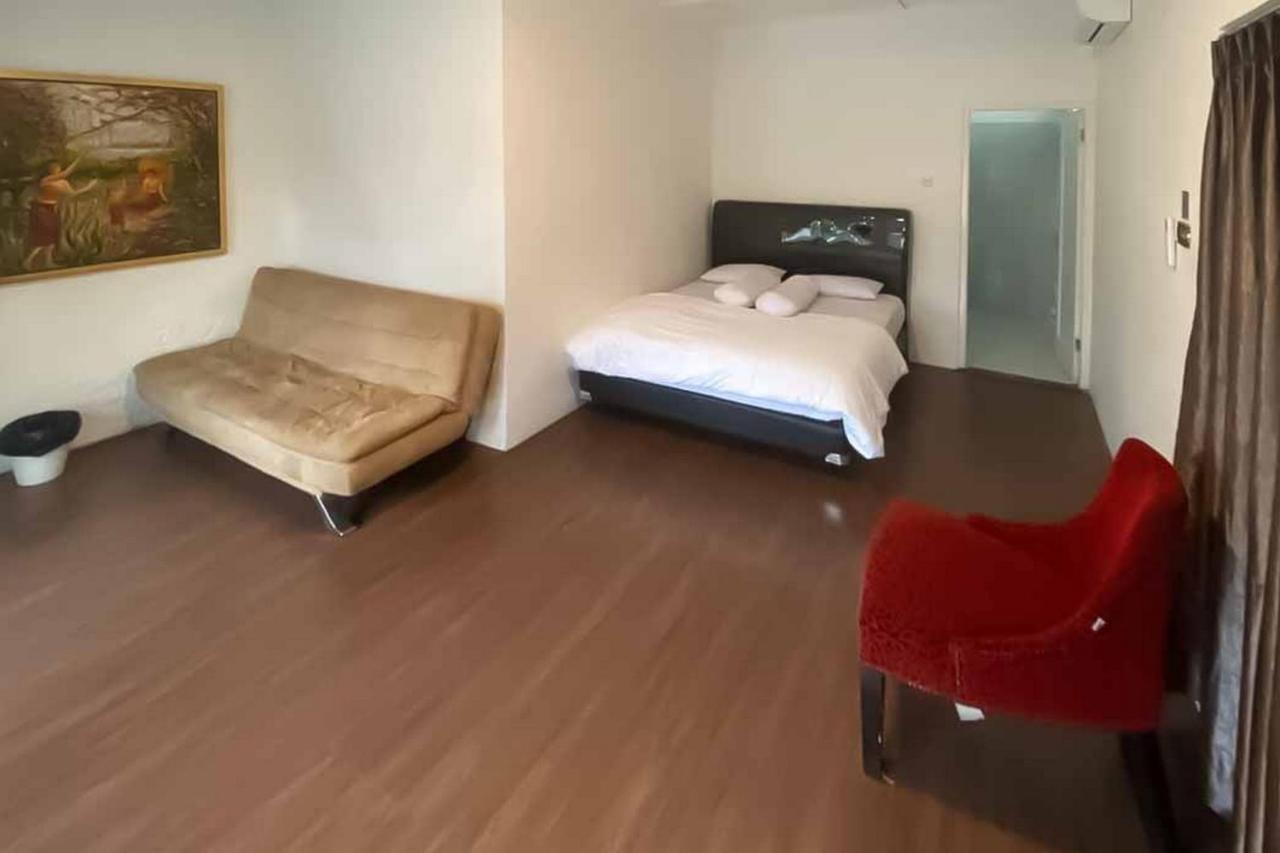 Reddoorz Plus @ Megamendung Puncak 2 Bogor Buitenkant foto