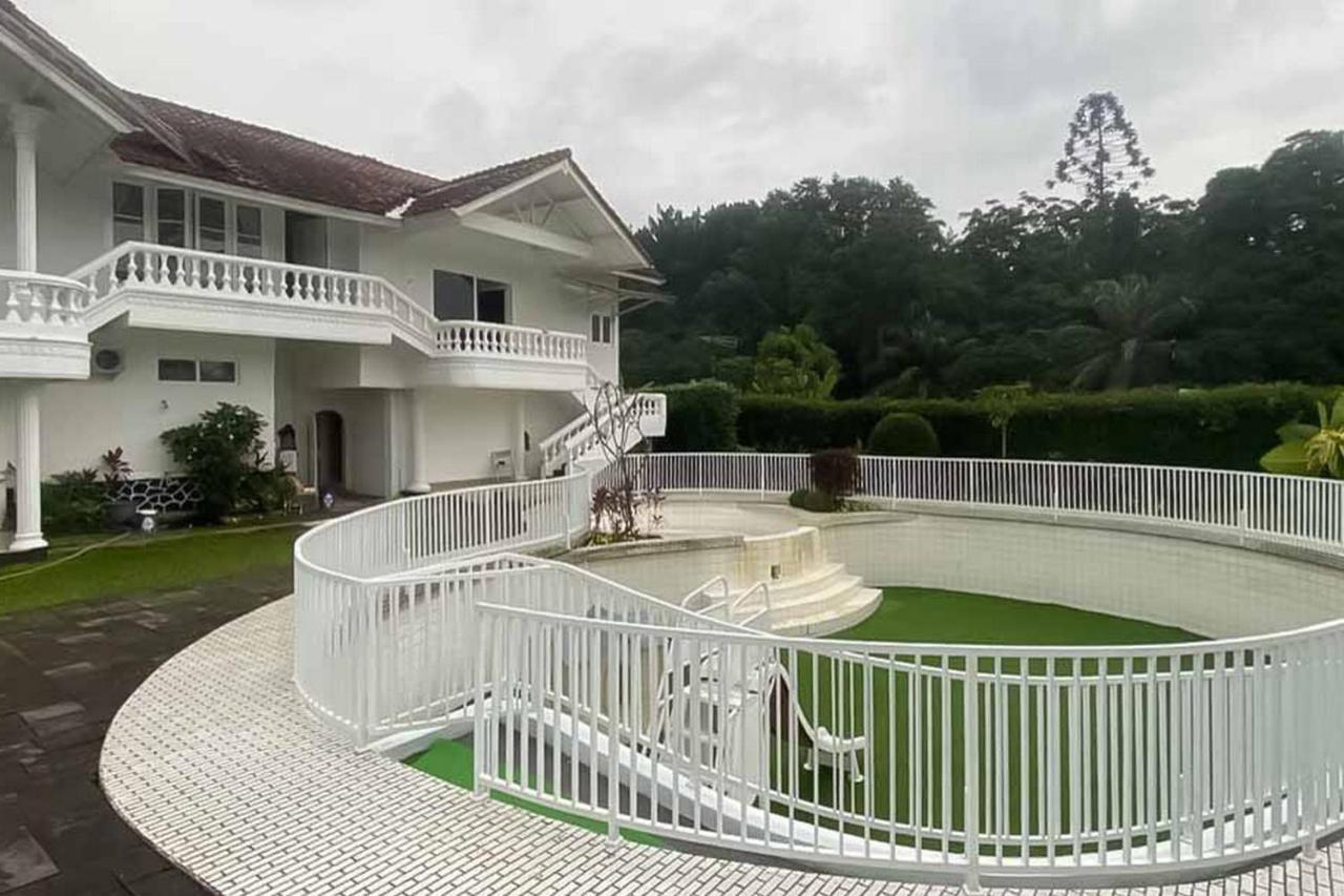 Reddoorz Plus @ Megamendung Puncak 2 Bogor Buitenkant foto